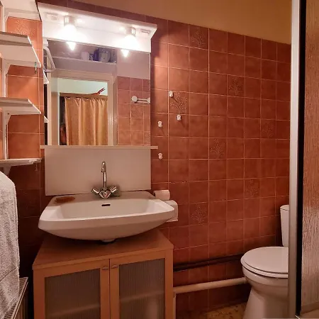 Apartment Cosy 4 Pers Avec Terrasse, Proche Pistes Et Commerces - Fr-1-525-261